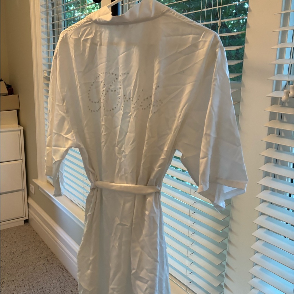 Elegant White Bridal Robe
